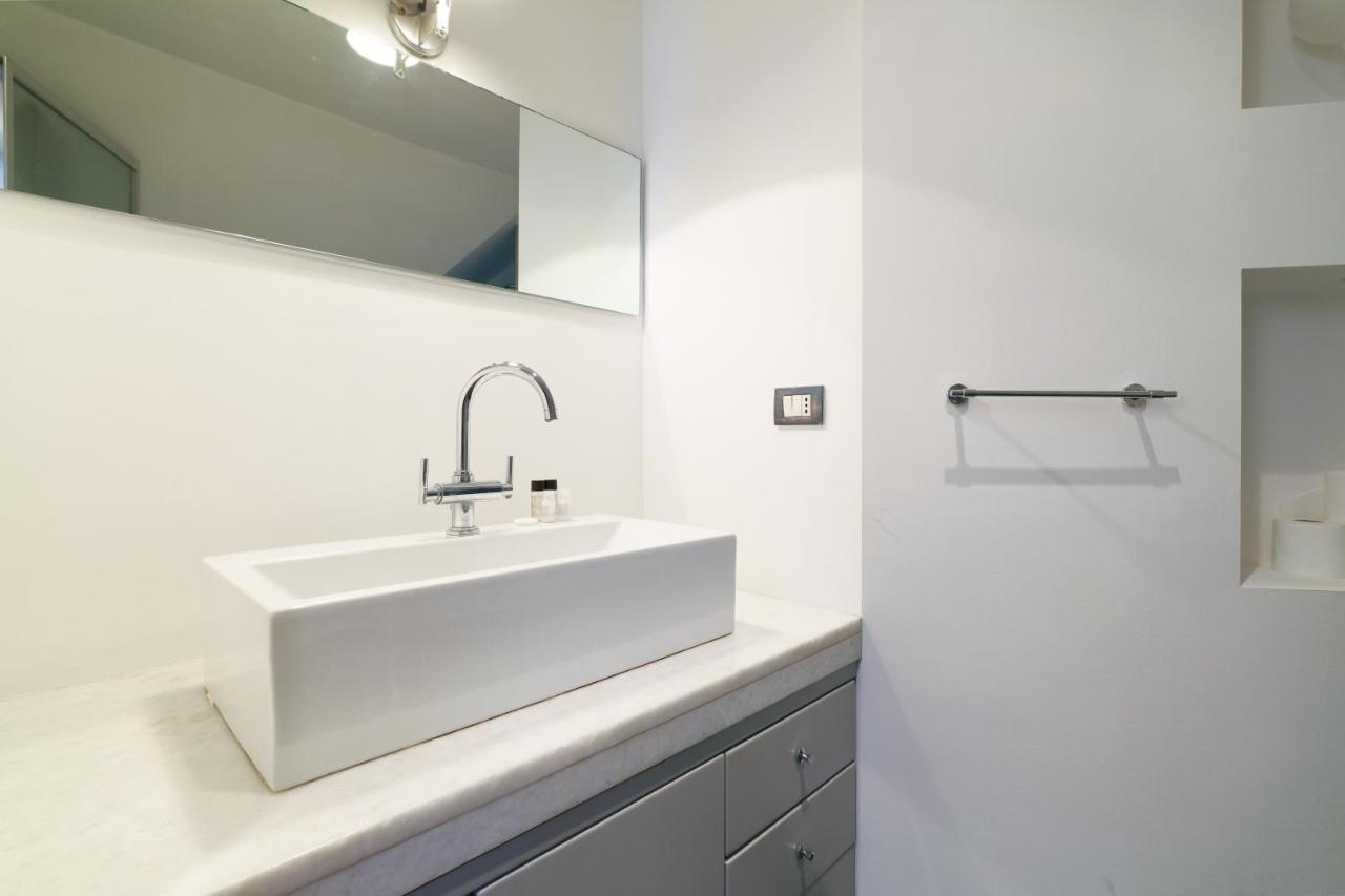 Duomo Luxury Apartment VIII Milan Exterior photo