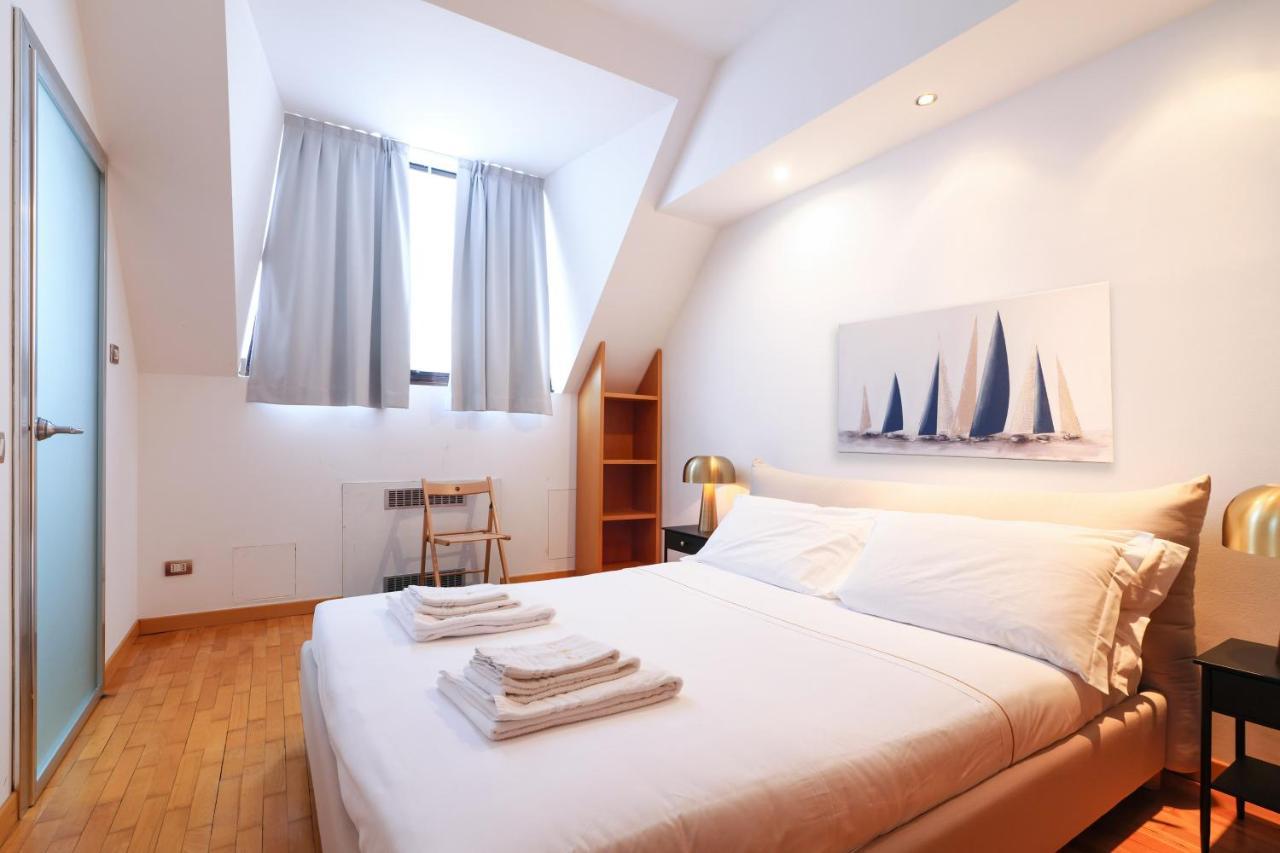 Duomo Luxury Apartment VIII Milan Exterior photo